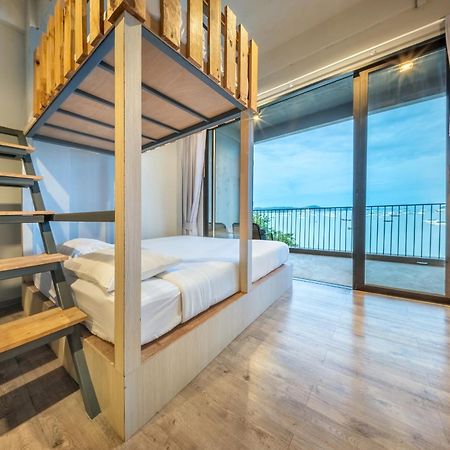 Shin Arch39 Phuket Beach Front - Sha Plus Чалонг Экстерьер фото