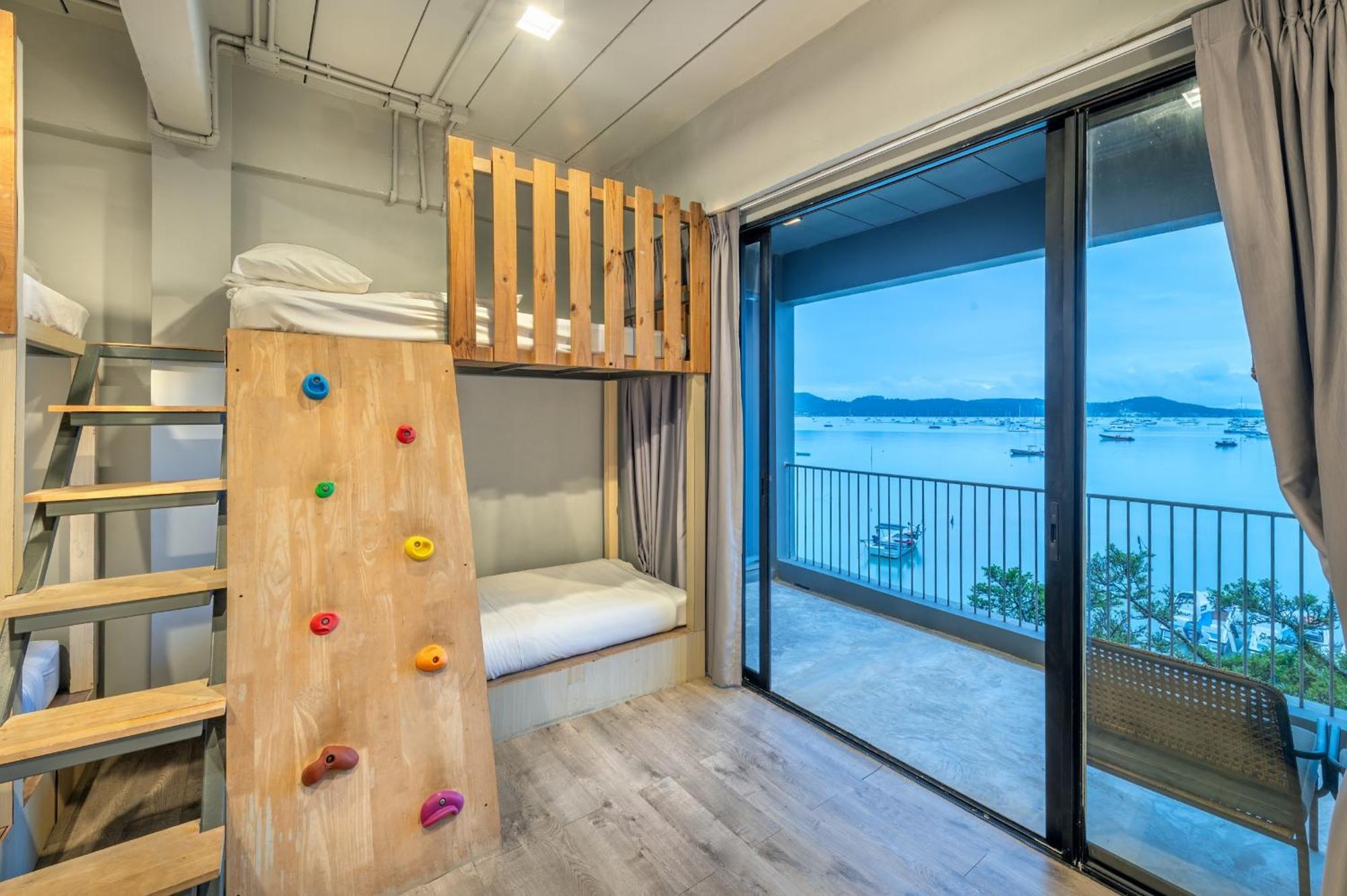 Shin Arch39 Phuket Beach Front - Sha Plus Чалонг Экстерьер фото