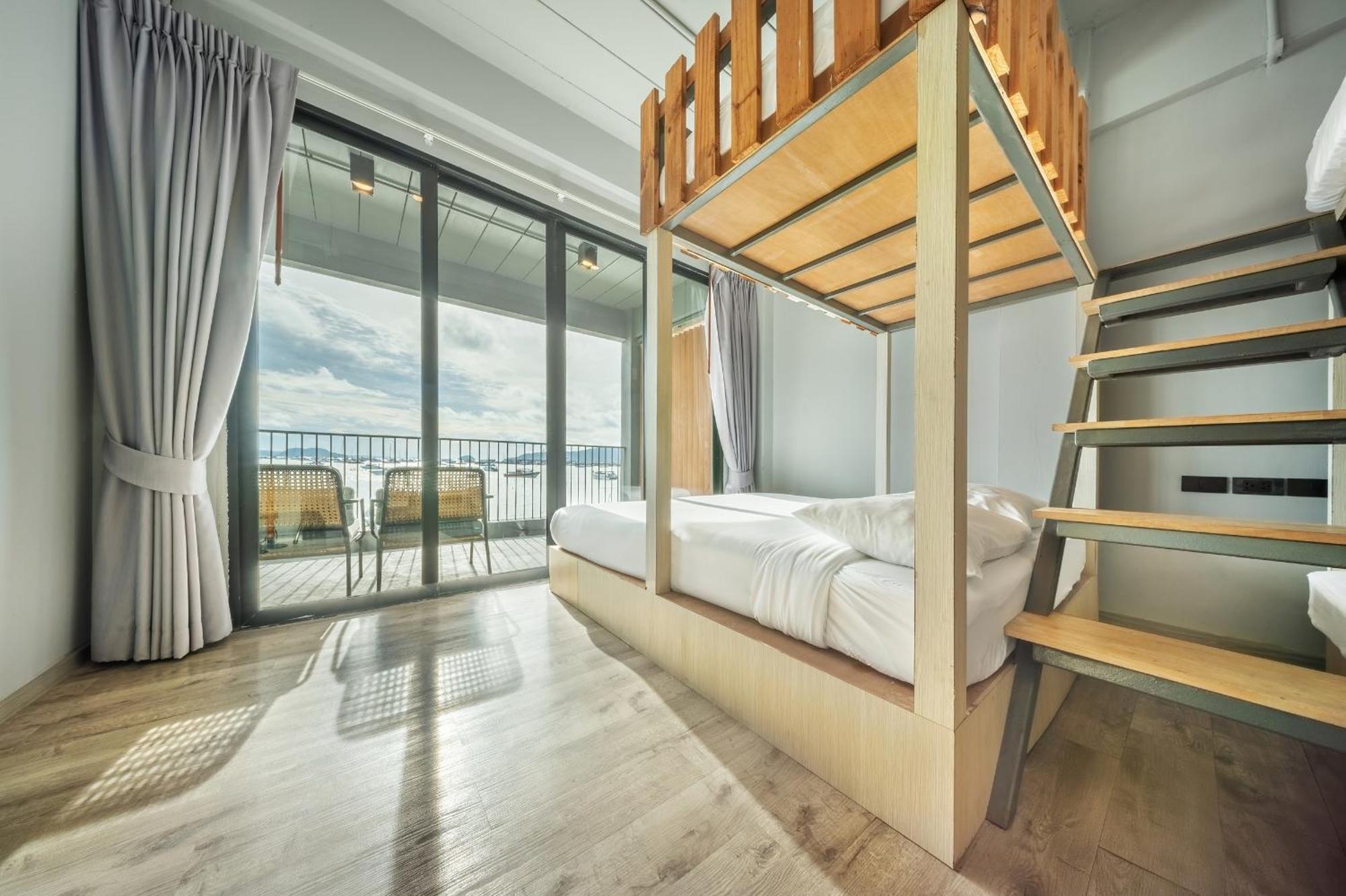 Shin Arch39 Phuket Beach Front - Sha Plus Чалонг Экстерьер фото