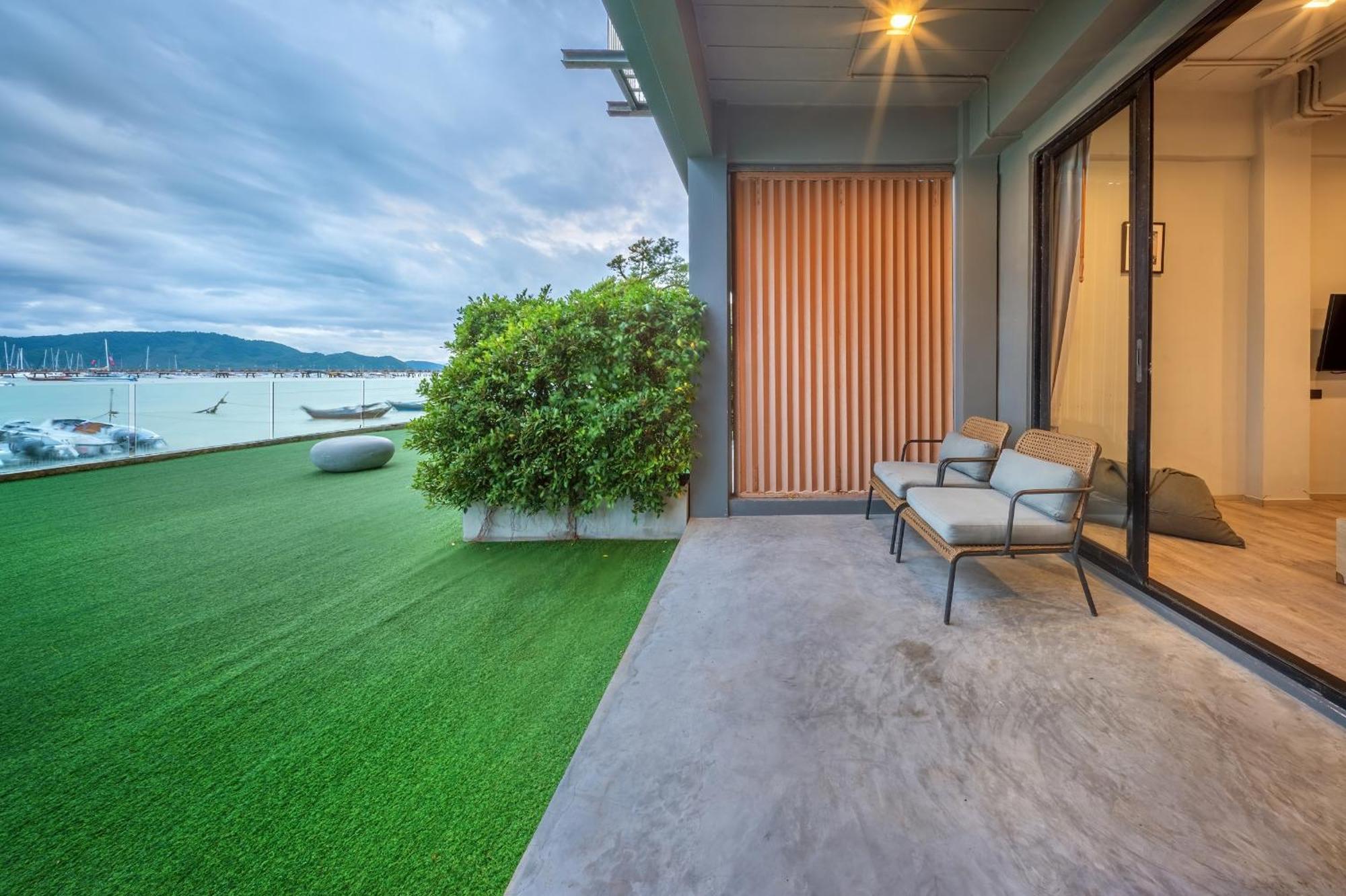 Shin Arch39 Phuket Beach Front - Sha Plus Чалонг Экстерьер фото